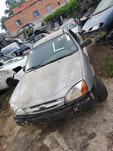 Ford Currie 1.6 8v pra retirada motor cambio lataria peças em geral tudo com NF  