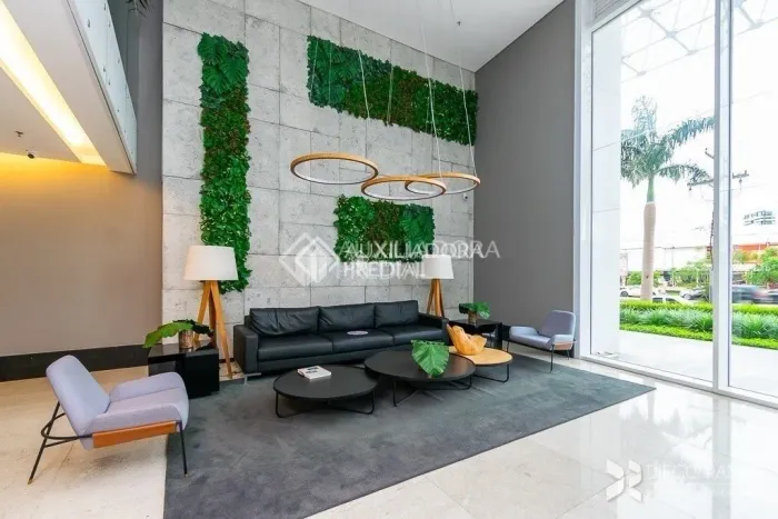 Excelente Conjunto Comercial com 2 Vagas no Hom Nilo Office