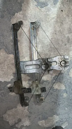 Elevador Manual do Vidro Traseiro Esquerdo Renault Logan antigo