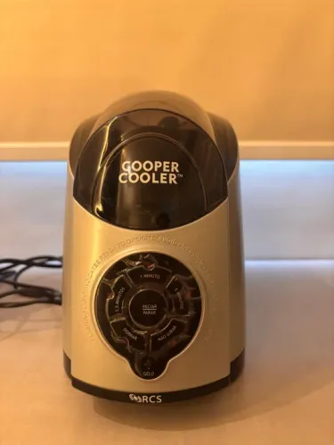 Refrigerador de vinhos e bebidas portátil 