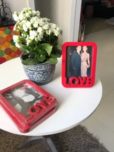 Porta Retrato Love