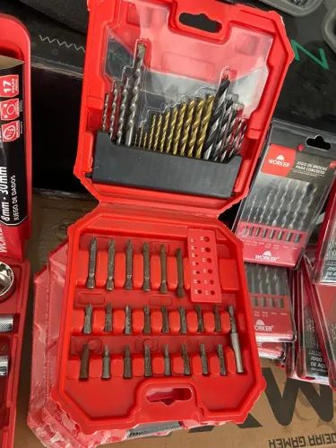 JOGO DE BROCAS E BITS 44 PEÇAS, NOVO, IDEAL PARA FURADEIRA E PARAFUSADEIRA