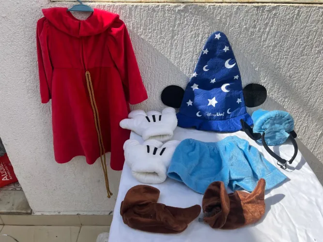 Fantasia mickey feiticeiro 