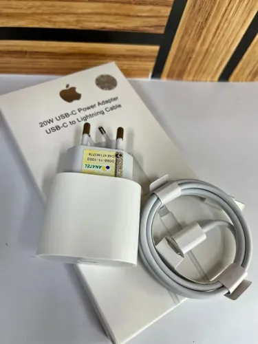 Carregador para iPhone...