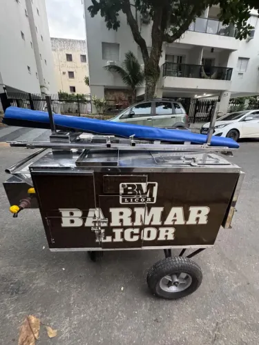 Carrinho de drinks para a praia