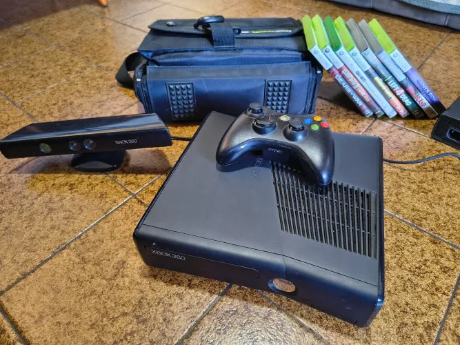 Xbox 360 com Jogos e Kinect