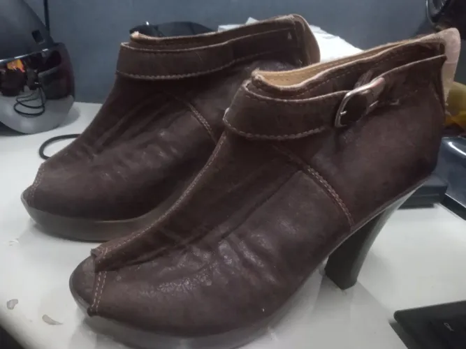 bota 38 lindíssima nova