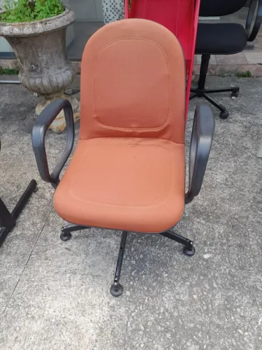 Poltrona intelercutor Giroflex 
