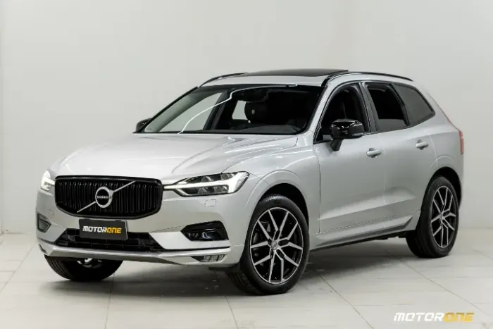 Volvo XC 60 T-5 Momentum 2.0 254cv AWD 5P 2019