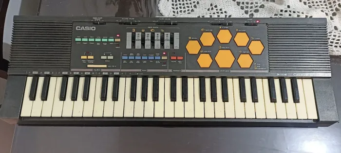 Teclado Casio - Casiotone MT-520