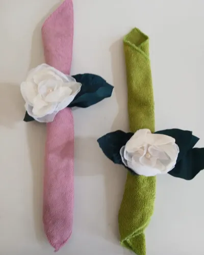 15 porta-guardanapos artesanais de Flor Branca Anel Rosa Argola Pano Tecido Lenço de Mesa