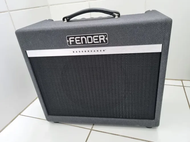 Amplificador Fender Bassbreaker 15w - Baixei pra vender