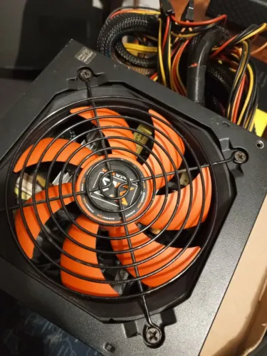 Fonte de Alimentação 400w ATX 80 PLUS