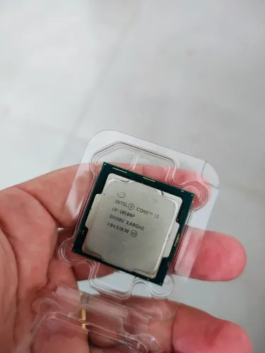 Processador core i3 10100F ótimo estado 