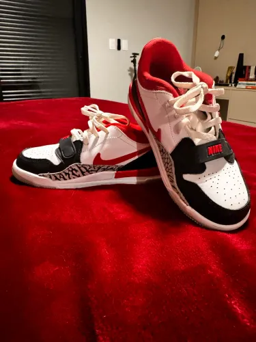 100% ORIGINAL!! Air Jordan Legacy 312 Low Infantil - Edição Chicago - Usado só 2x - Raro