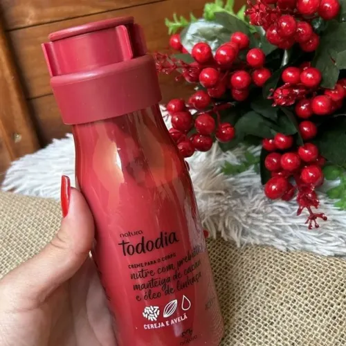 Creme para o Corpo Tododia Cereja e Avelã - 400ml