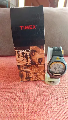 RELÓGIO ANTIGO TIMEX TRIATHLON CAIXA SÓ VENDA NÃO TROCO POR NADA