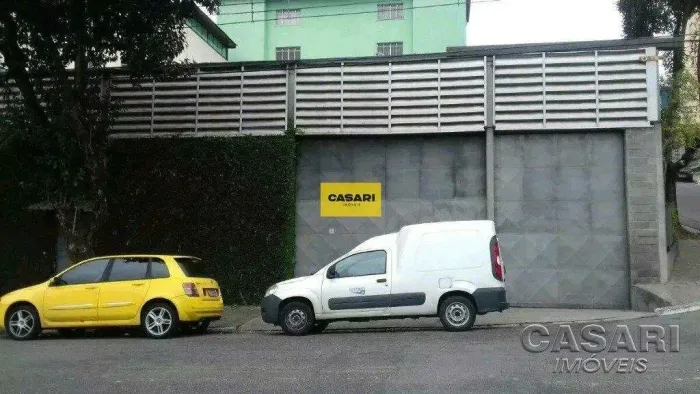 Galpão à venda com 160 m² e pé-direito alto na Vila Santa Luzia São Bernardo do Campo/SP