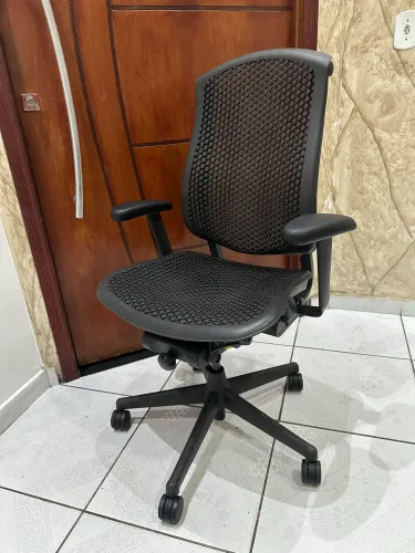 cadeira herman miller celle Entrega grátis sp capital 