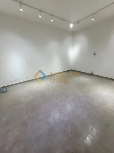 Comercial - Venda - Condomínio Itamaraty - Cod. 3841