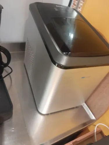 MÁQUINA DE FAZER GELO EOS ICE COMPACT