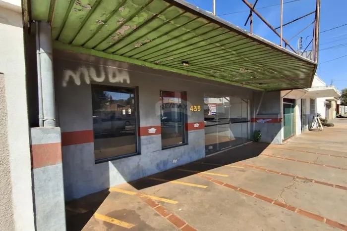 Loja Comercial no Centro de Orlândia à Venda