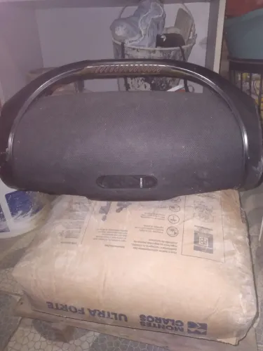 JBL boombox 2