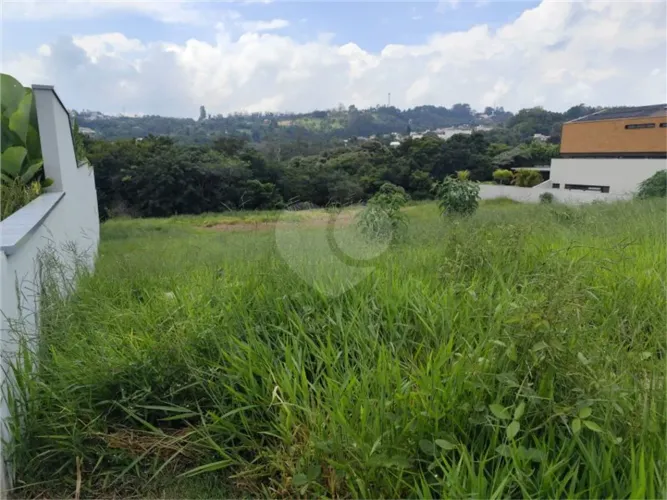 Terreno à venda no condomínio Recanto Das Palmas, Vinhedo - SP