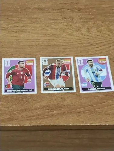 Colecione figurinha legend copa do mundo 2026 Messi lilás,CR7 lilás e Haaland ouro