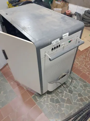 Subestação de energia para equipamentos