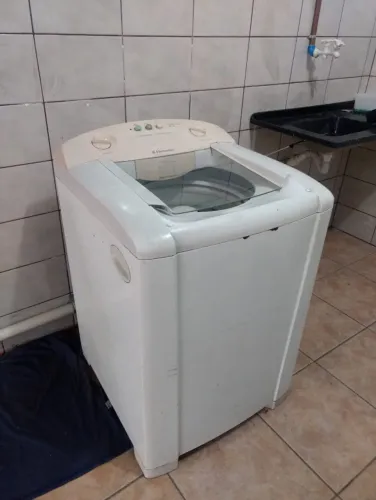 Vendo Lavadora de Roupas Eletrolux de 08 kgs- LM08 - Guarulhos