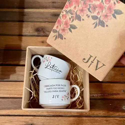 KIT - 2 XICARAS PERSONALIZADAS 180ML E CAIXA CONVITE - IDEAL PARA PADRINHOS