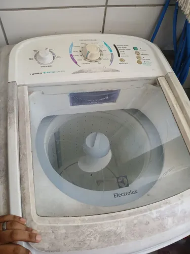 MAQUINA ELECTROLUX 10 kg/DOANDO