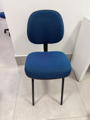 Cadeira Secretária Azul escritórios e salas de aula