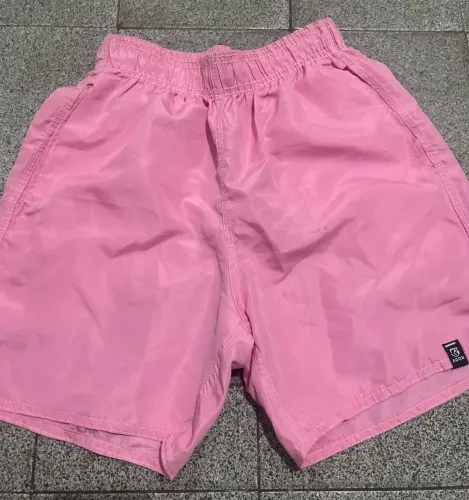Bermuda Rosa Tamanho P (Veste M).