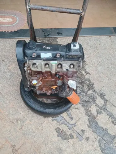 Vende se motor ap 1.8 gol e tenho câmbios de gol e do vecta ler o anúncio