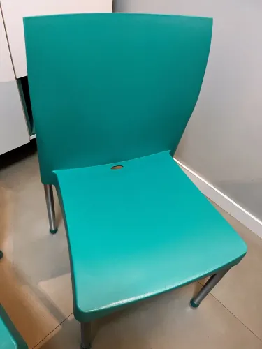 Cadeira Plastico Polipropileno Pé Em Aço Cromado Empilhável Azul Turquesa