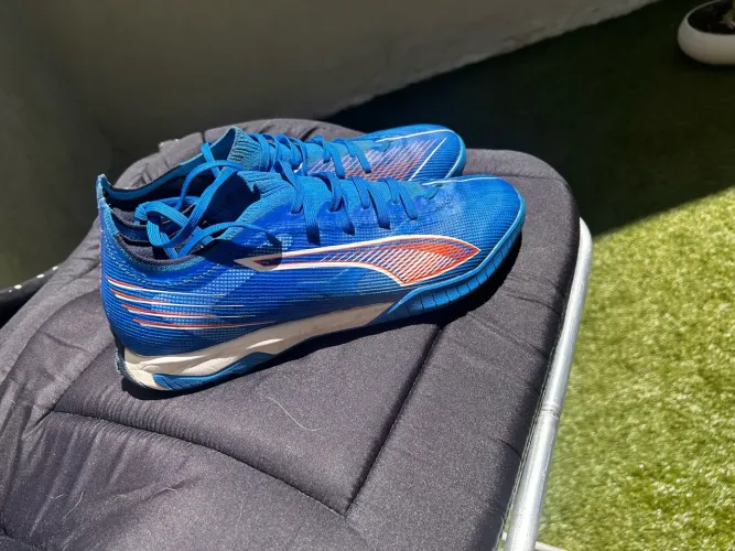 Chuteira Puma Ultra 6 Match Society Azul