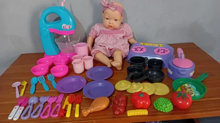 Lote de brinquedos para menina 