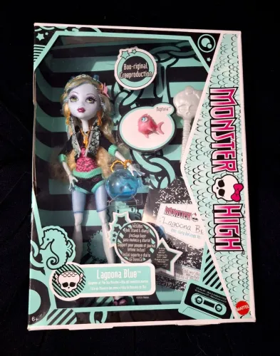 Boneca Monster High Creeproduction Lagoona Blue