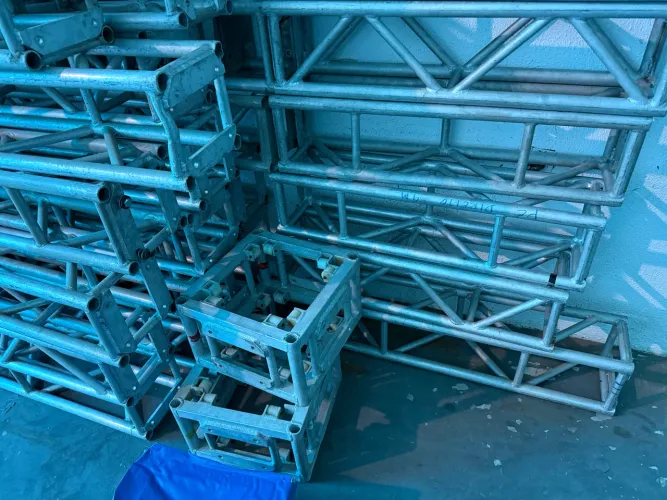 Box truss Q25 Alumínio