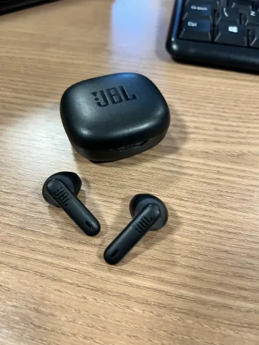FONE DE OUVIDO JBL