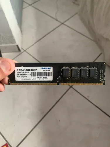 Vendo memória ram 16gb 2400hz pouco tempo de uso