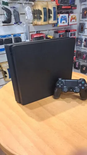 Playstation 4 Slim Hd 1Tb com 1 Controle