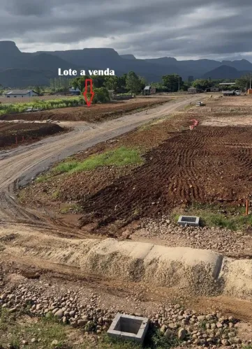 LOTE À VENDA - LOTEAMENTO RESIDENCIAL FLORIZA, PRAIA GRANDE/SC