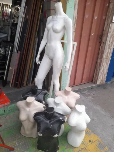 Manequins