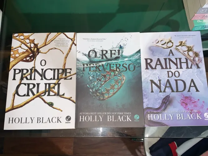 Saga povo do ar - O príncipe cruel, O rei perverso e A rainha do nada