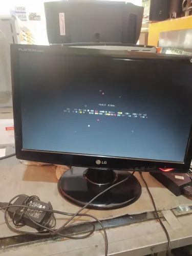 Monitor LG 19 pol flatron com garantia