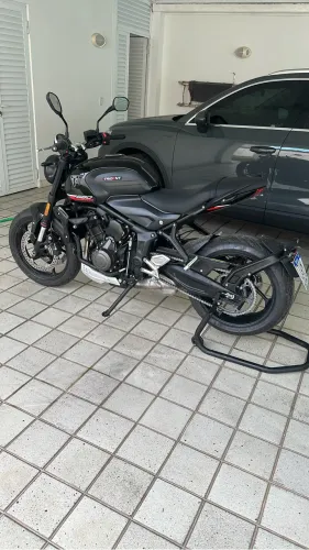 Triumph trident 660 2025