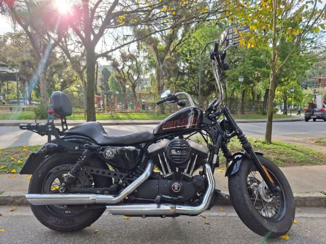 Vendo ou troco Harley Forty Eight